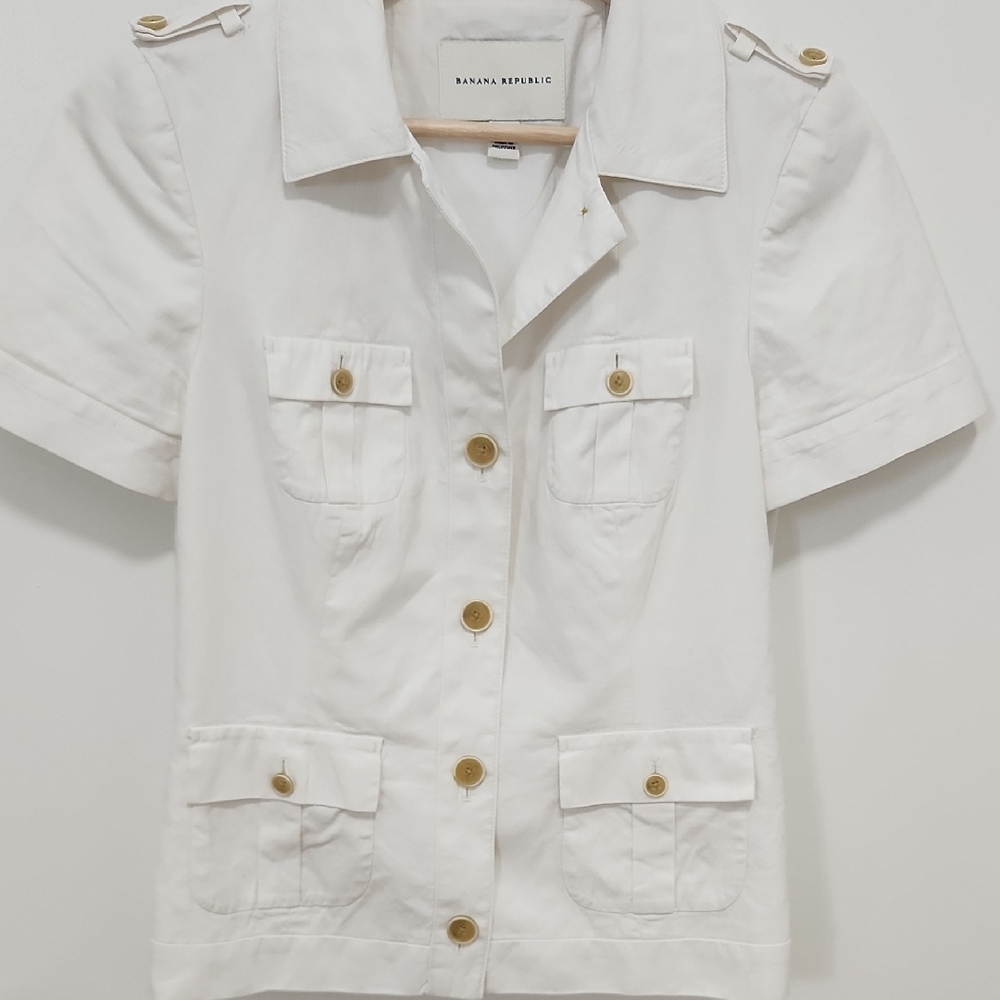 Banana Republic Cream Safari Short Sleeve Jacket